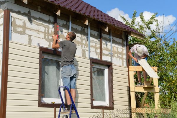 Cost of Handyman Siding Repair in Glenview