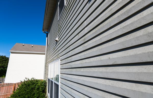 Cost of Vinyl Siding Panel Replacement in Glenview